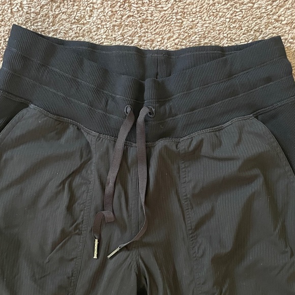 lululemon athletica Black Dance Studio Joggers Womens 4 - Picture 2 of 6